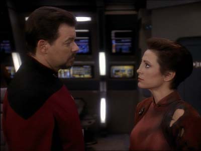 Star Trek: Deep Space Nine Screencaps "Defiant" (S3:E9)