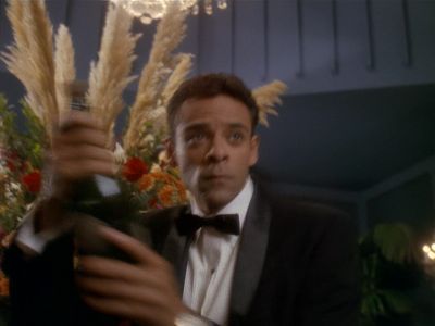 Star Trek: Deep Space Nine Screencaps "Our Man Bashir" (S4:E10)