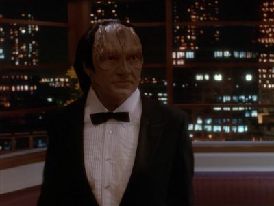 Star Trek: Deep Space Nine Screencaps "Our Man Bashir" (S4:E10)