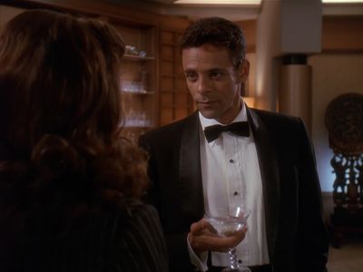 Star Trek: Deep Space Nine Screencaps "Our Man Bashir" (S4:E10)