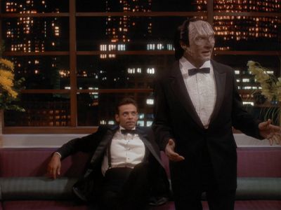 Star Trek: Deep Space Nine Screencaps "Our Man Bashir" (S4:E10)
