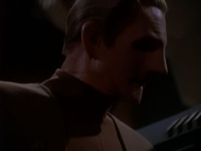 Star Trek: Deep Space Nine Screencaps "Our Man Bashir" (S4:E10)