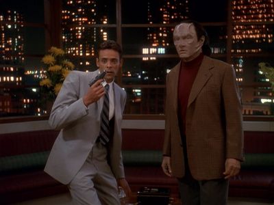 Star Trek: Deep Space Nine Screencaps "Our Man Bashir" (S4:E10)