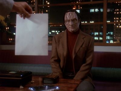 Star Trek: Deep Space Nine Screencaps "Our Man Bashir" (S4:E10)