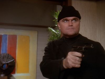 Star Trek: Deep Space Nine Screencaps "Our Man Bashir" (S4:E10)