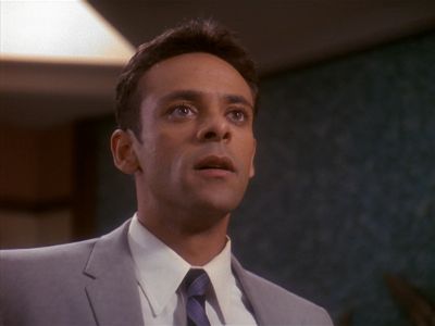 Star Trek: Deep Space Nine Screencaps "Our Man Bashir" (S4:E10)