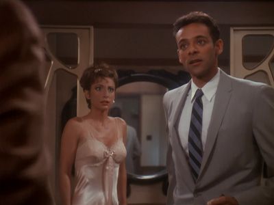 Star Trek: Deep Space Nine Screencaps "Our Man Bashir" (S4:E10)