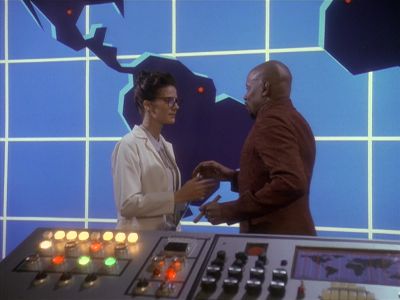 Star Trek: Deep Space Nine Screencaps "Our Man Bashir" (S4:E10)