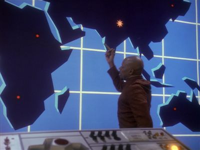 Star Trek: Deep Space Nine Screencaps "Our Man Bashir" (S4:E10)