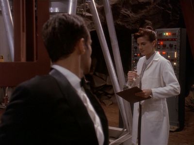 Star Trek: Deep Space Nine Screencaps "Our Man Bashir" (S4:E10)