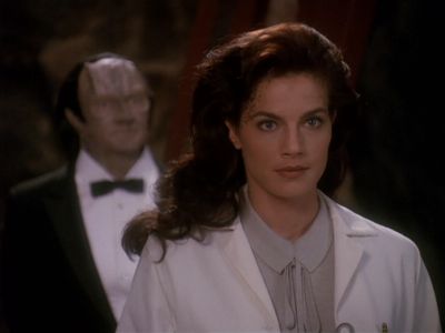 Star Trek: Deep Space Nine Screencaps "Our Man Bashir" (S4:E10)