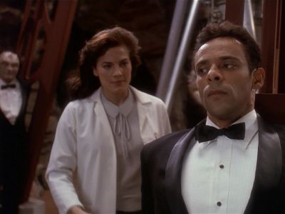 Star Trek: Deep Space Nine Screencaps "Our Man Bashir" (S4:E10)
