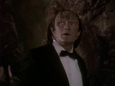 Star Trek: Deep Space Nine Screencaps "Our Man Bashir" (S4:E10)