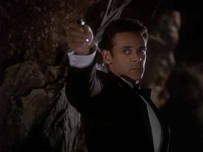 Star Trek: Deep Space Nine Screencaps "Our Man Bashir" (S4:E10)