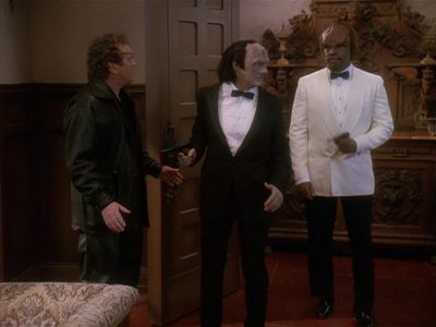 Star Trek: Deep Space Nine Screencaps "Our Man Bashir" (S4:E10)