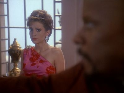 Star Trek: Deep Space Nine Screencaps "Our Man Bashir" (S4:E10)