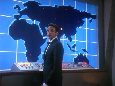 Star Trek: Deep Space Nine Screencaps "Our Man Bashir" (S4:E10)