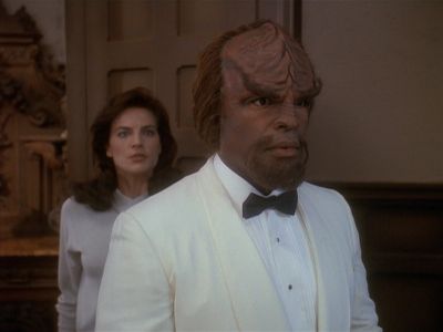 Star Trek: Deep Space Nine Screencaps "Our Man Bashir" (S4:E10)