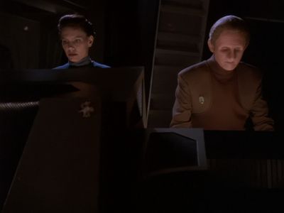 Star Trek: Deep Space Nine Screencaps "Our Man Bashir" (S4:E10)