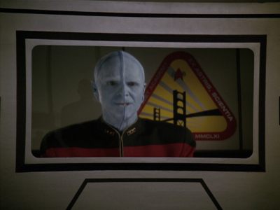 Star Trek: Deep Space Nine Screencaps "Paradise Lost" (S4:E12)