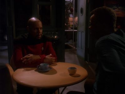 Star Trek: Deep Space Nine Screencaps "Paradise Lost" (S4:E12)