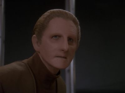 Star Trek: Deep Space Nine Screencaps "Paradise Lost" (S4:E12)