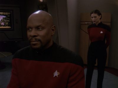 Star Trek: Deep Space Nine Screencaps "Paradise Lost" (S4:E12)