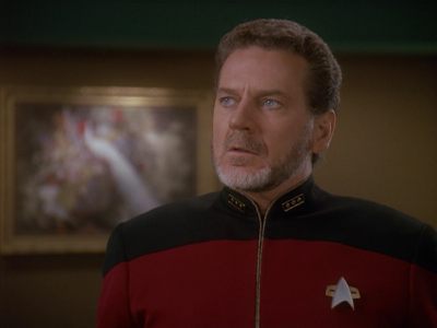 Star Trek: Deep Space Nine Screencaps "Paradise Lost" (S4:E12)