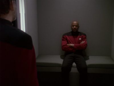 Star Trek: Deep Space Nine Screencaps "Paradise Lost" (S4:E12)