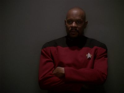 Star Trek: Deep Space Nine Screencaps "Paradise Lost" (S4:E12)