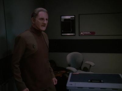 Star Trek: Deep Space Nine Screencaps "Paradise Lost" (S4:E12)