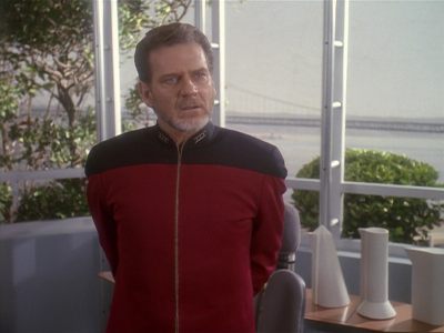Star Trek: Deep Space Nine Screencaps "Paradise Lost" (S4:E12)