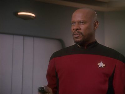 Star Trek: Deep Space Nine Screencaps "Paradise Lost" (S4:E12)
