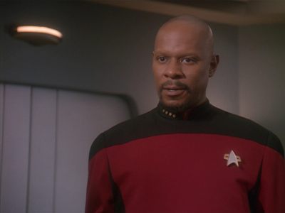 Star Trek: Deep Space Nine Screencaps "Paradise Lost" (S4:E12)