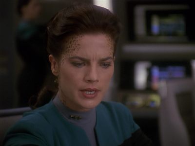 Star Trek: Deep Space Nine Screencaps "Paradise Lost" (S4:E12)