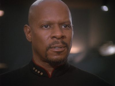 Star Trek: Deep Space Nine Screencaps "Paradise Lost" (S4:E12)
