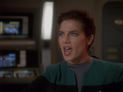 Star Trek: Deep Space Nine Screencaps "Paradise Lost" (S4:E12)