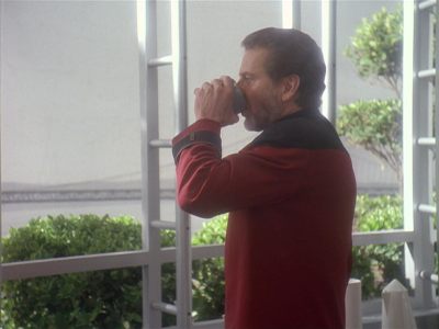 Star Trek: Deep Space Nine Screencaps "Paradise Lost" (S4:E12)