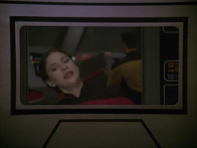 Star Trek: Deep Space Nine Screencaps "Paradise Lost" (S4:E12)