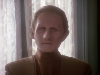 Star Trek: Deep Space Nine Screencaps "Paradise Lost" (S4:E12)