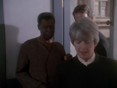 Star Trek: Deep Space Nine Screencaps "Paradise Lost" (S4:E12)