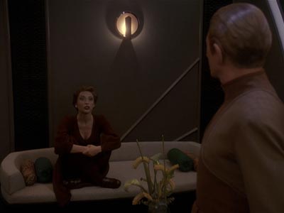 Star Trek: Deep Space Nine Screencaps "Crossfire" (S4:E13)
