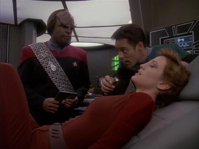 Star Trek: Deep Space Nine Screencaps "Return to Grace" (S4:E14)