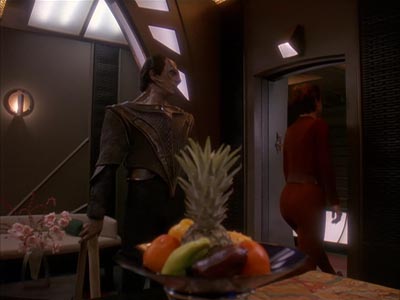 Star Trek: Deep Space Nine Screencaps "Return to Grace" (S4:E14)