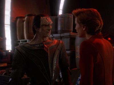 Star Trek: Deep Space Nine Screencaps "Return to Grace" (S4:E14)