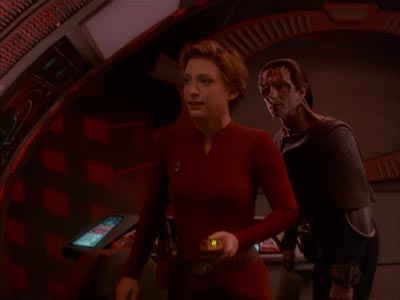 Star Trek: Deep Space Nine Screencaps "Return to Grace" (S4:E14)