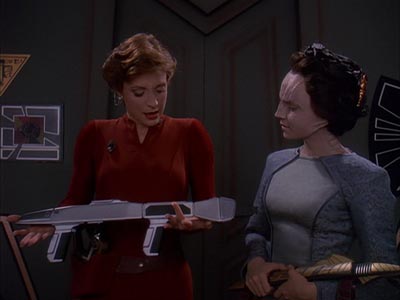 Star Trek: Deep Space Nine Screencaps "Return to Grace" (S4:E14)