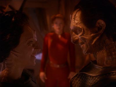 Star Trek: Deep Space Nine Screencaps "Return to Grace" (S4:E14)