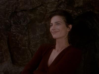 Star Trek: Deep Space Nine Screencaps "The Sons of Mogh" (S4:E15)