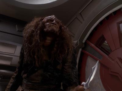 Star Trek: Deep Space Nine Screencaps "The Sons of Mogh" (S4:E15)